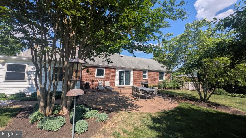 22 W DALE ROAD