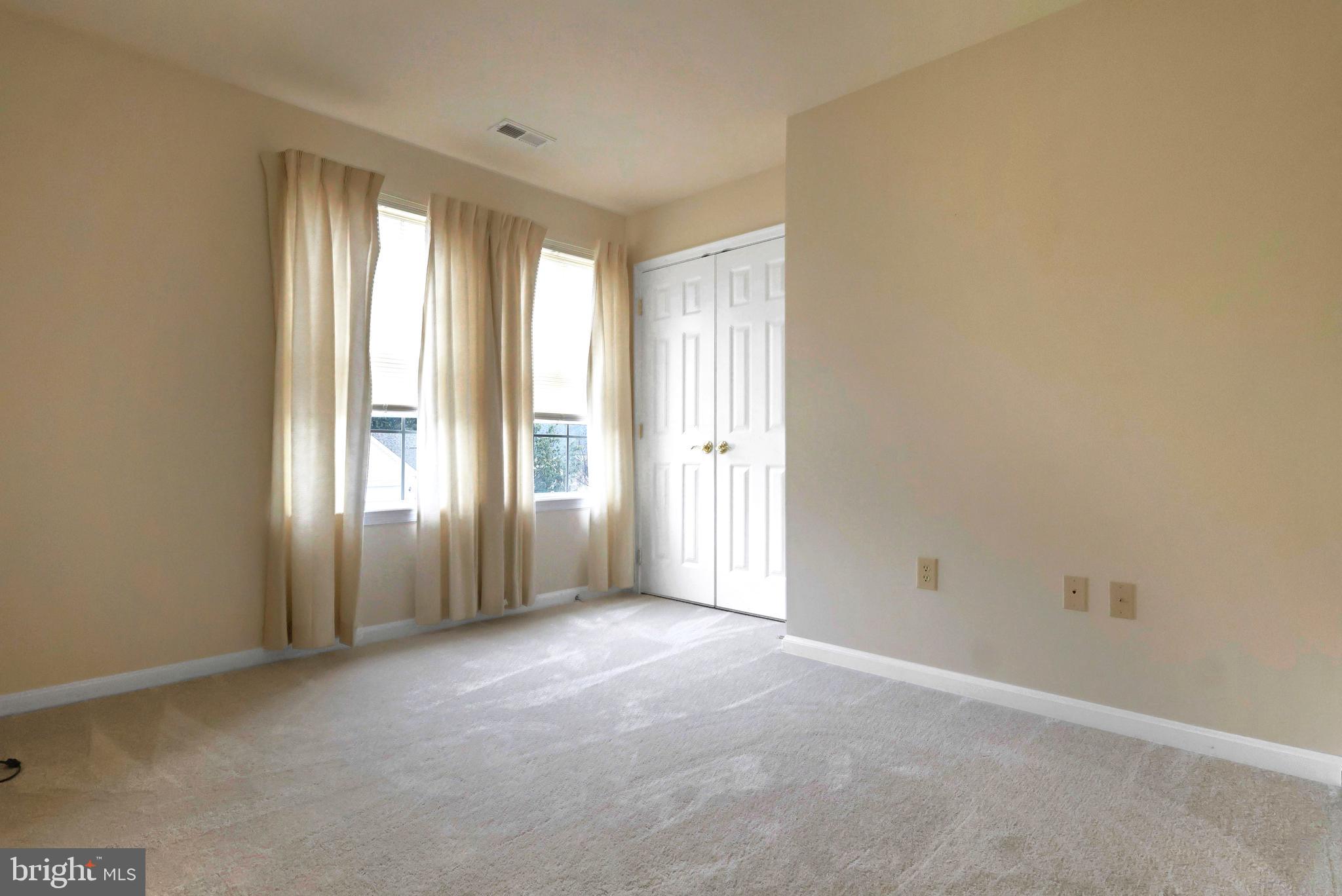 HICKORY HILLS NORTH - Residential