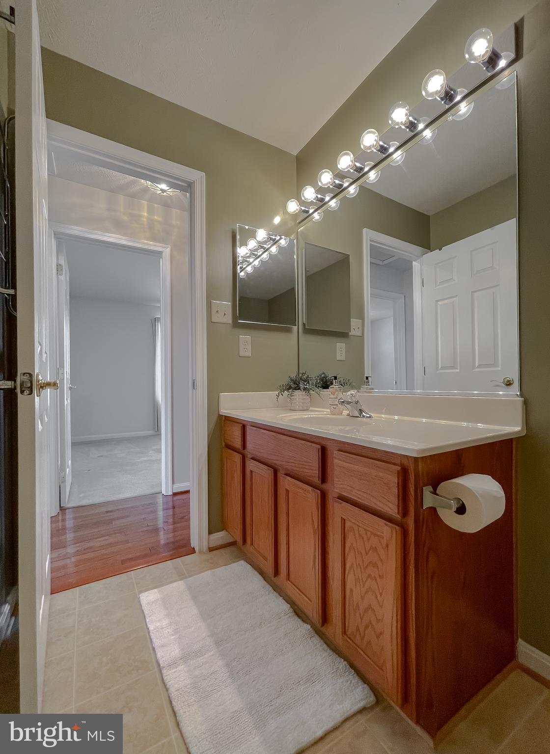 HICKORY HILLS NORTH - Residential