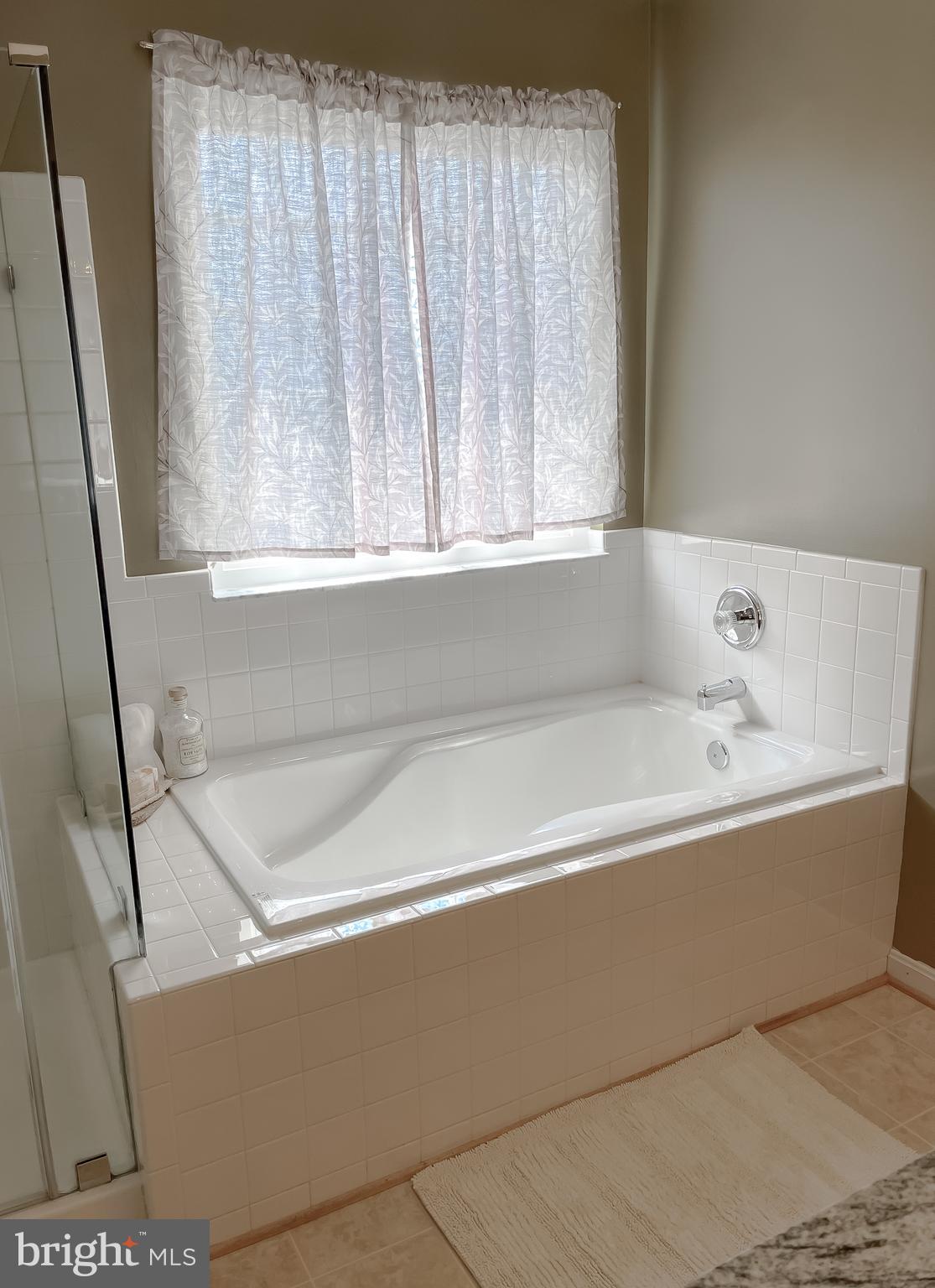 HICKORY HILLS NORTH - Residential