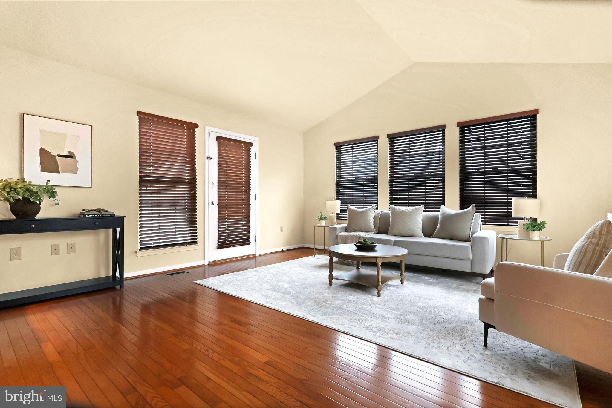 HICKORY HILLS NORTH - Residential