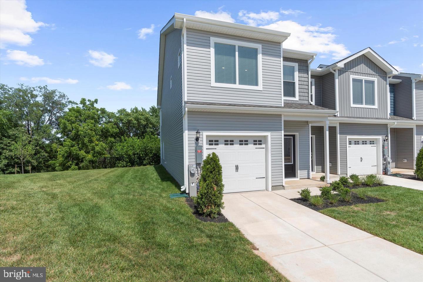 8108 BARTHOLOMEW COURT
