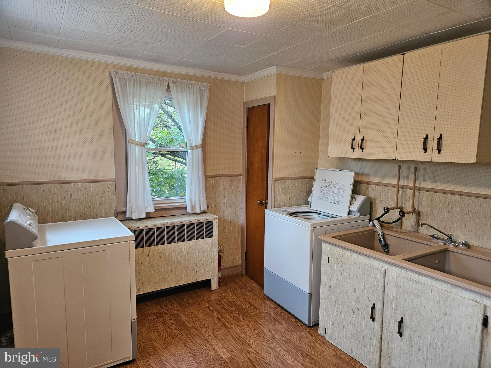 ORELAND - Residential Lease