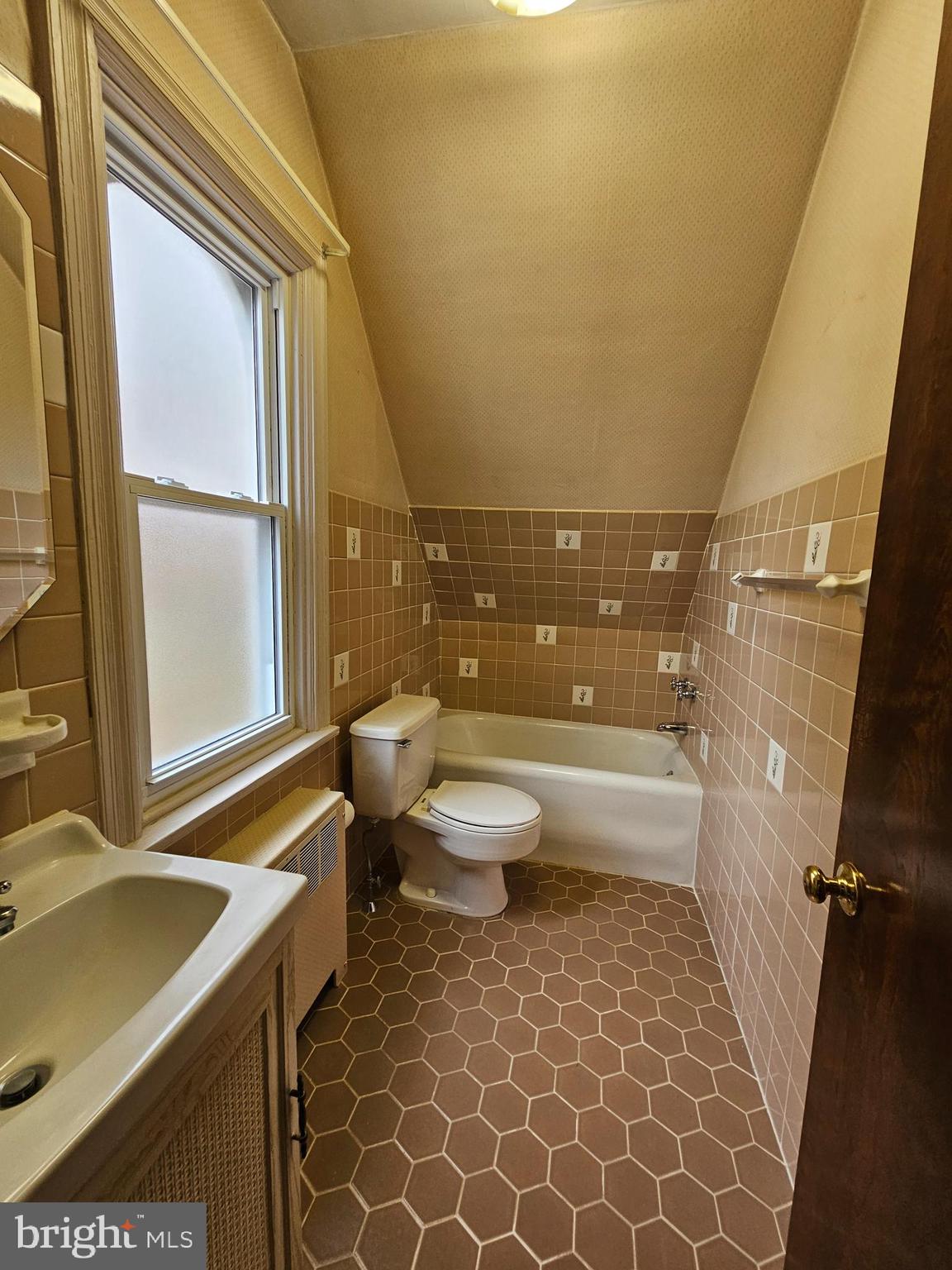 ORELAND - Residential Lease