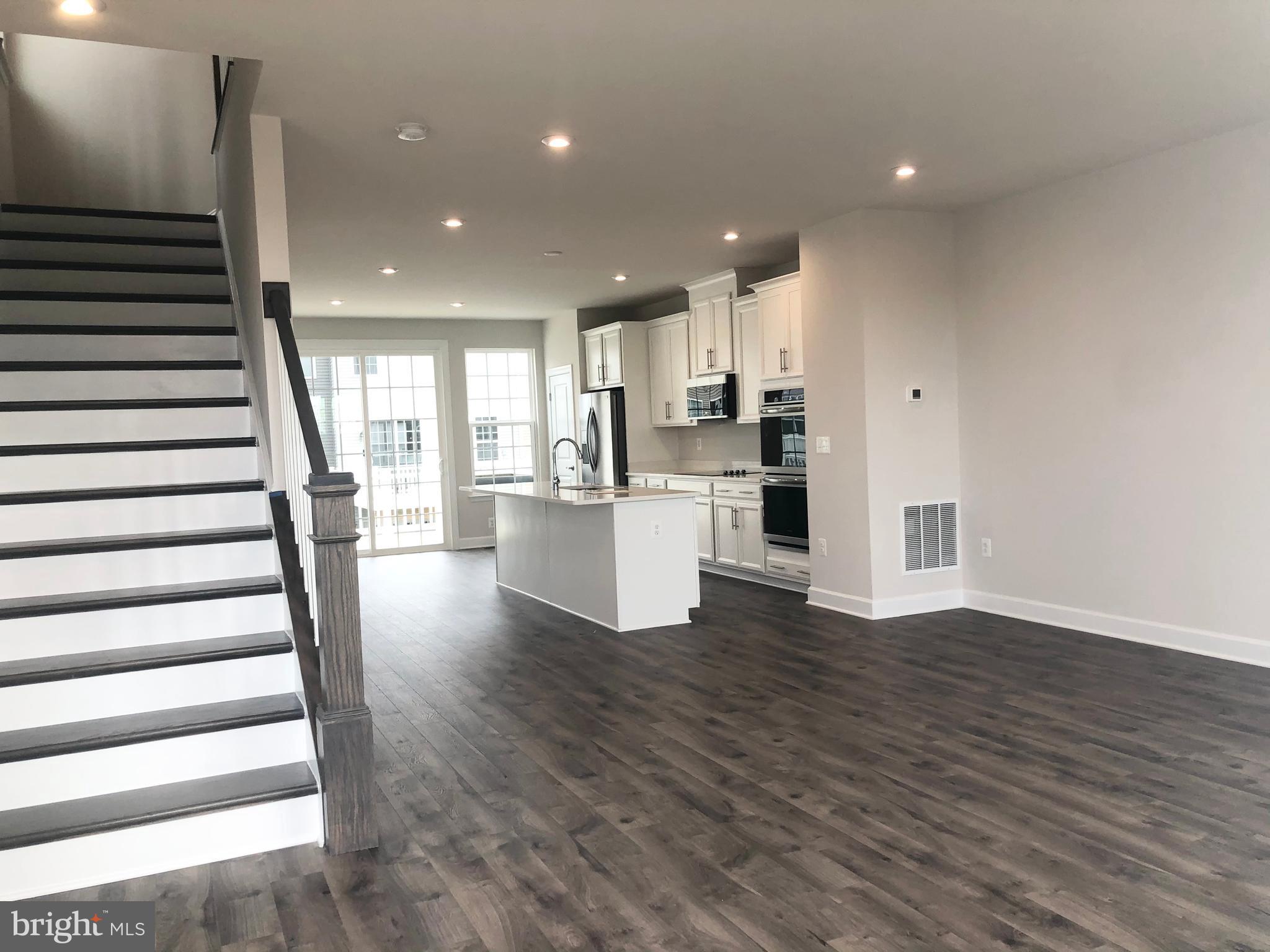 LANDING AT CENTRAL PARK - Residential Lease