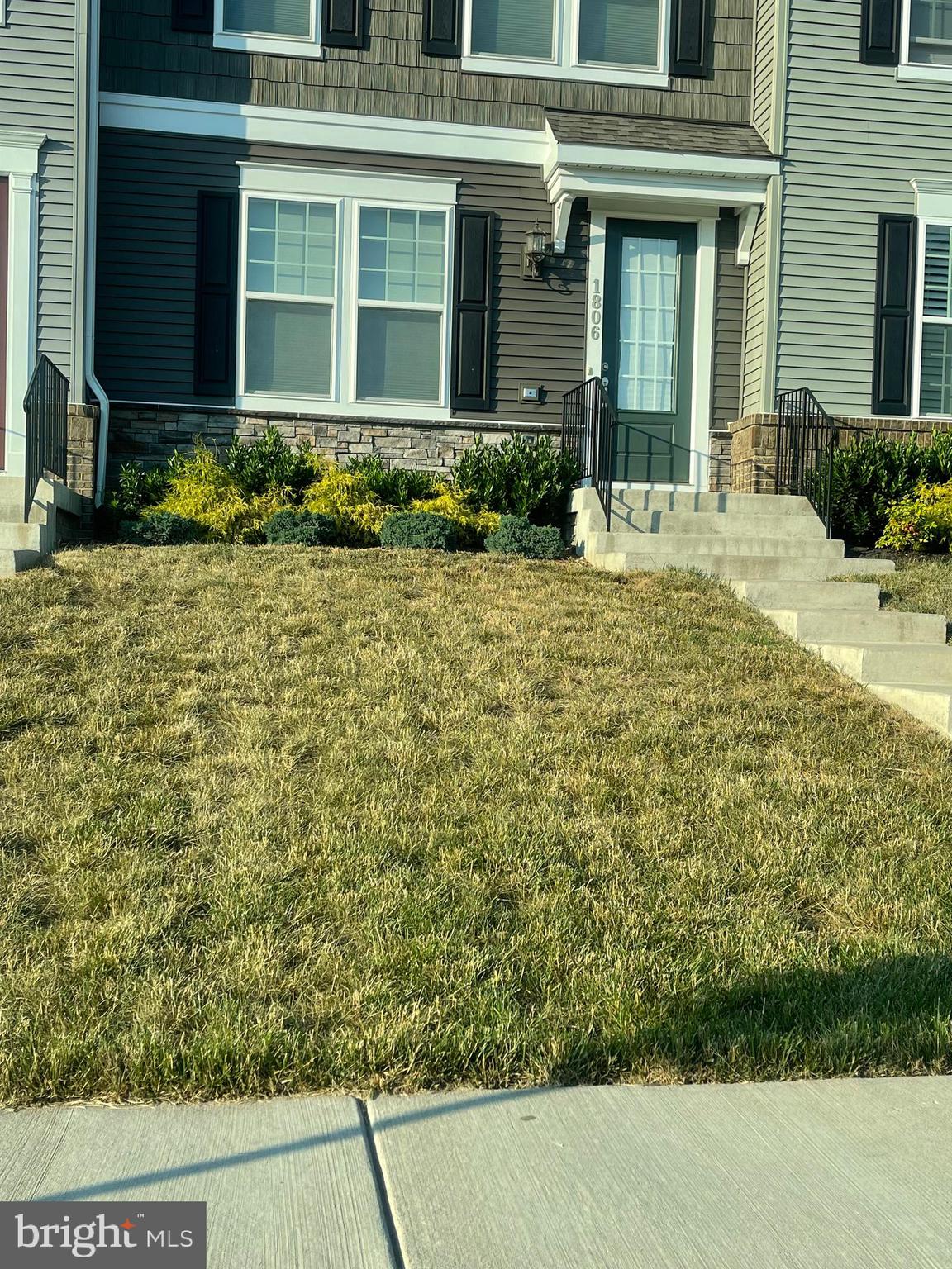 LANDING AT CENTRAL PARK - Residential Lease