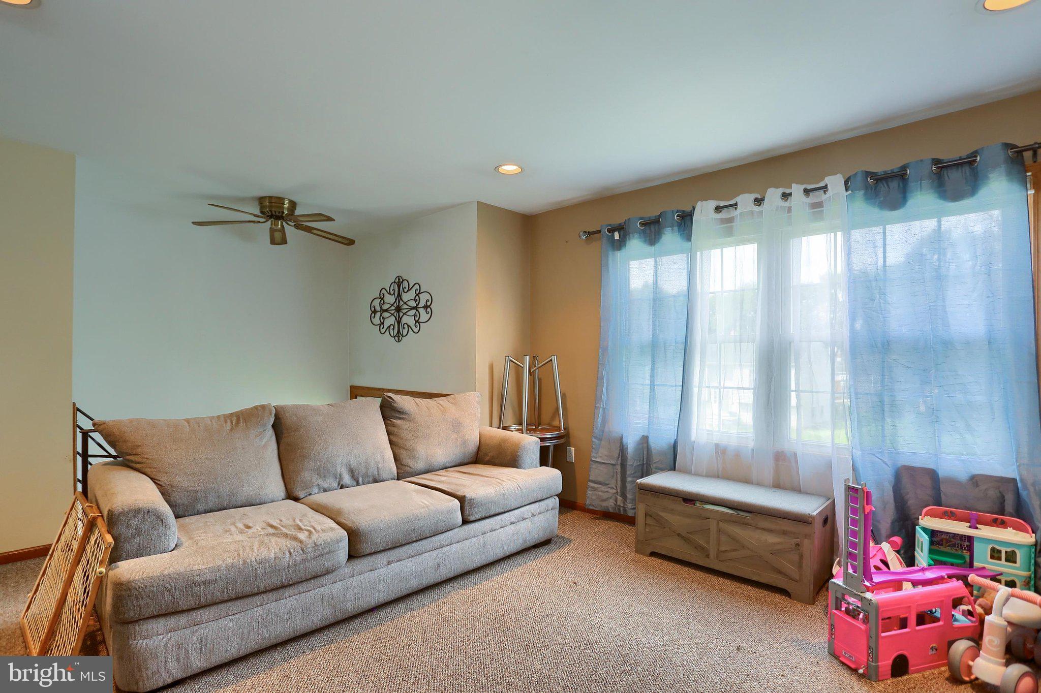 1526 PRINCESS ANNE DRIVE