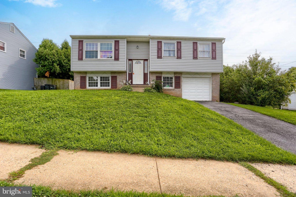 Photo of 1526 Princess Anne Drive, LANCASTER, PA 17601 (MLS # PALA2093896)