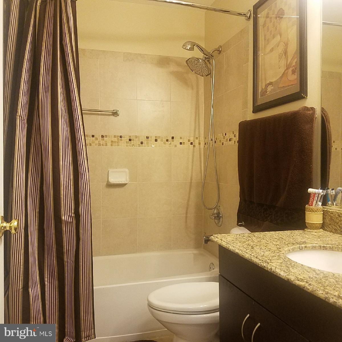 CARTERWOOD - Residential Lease