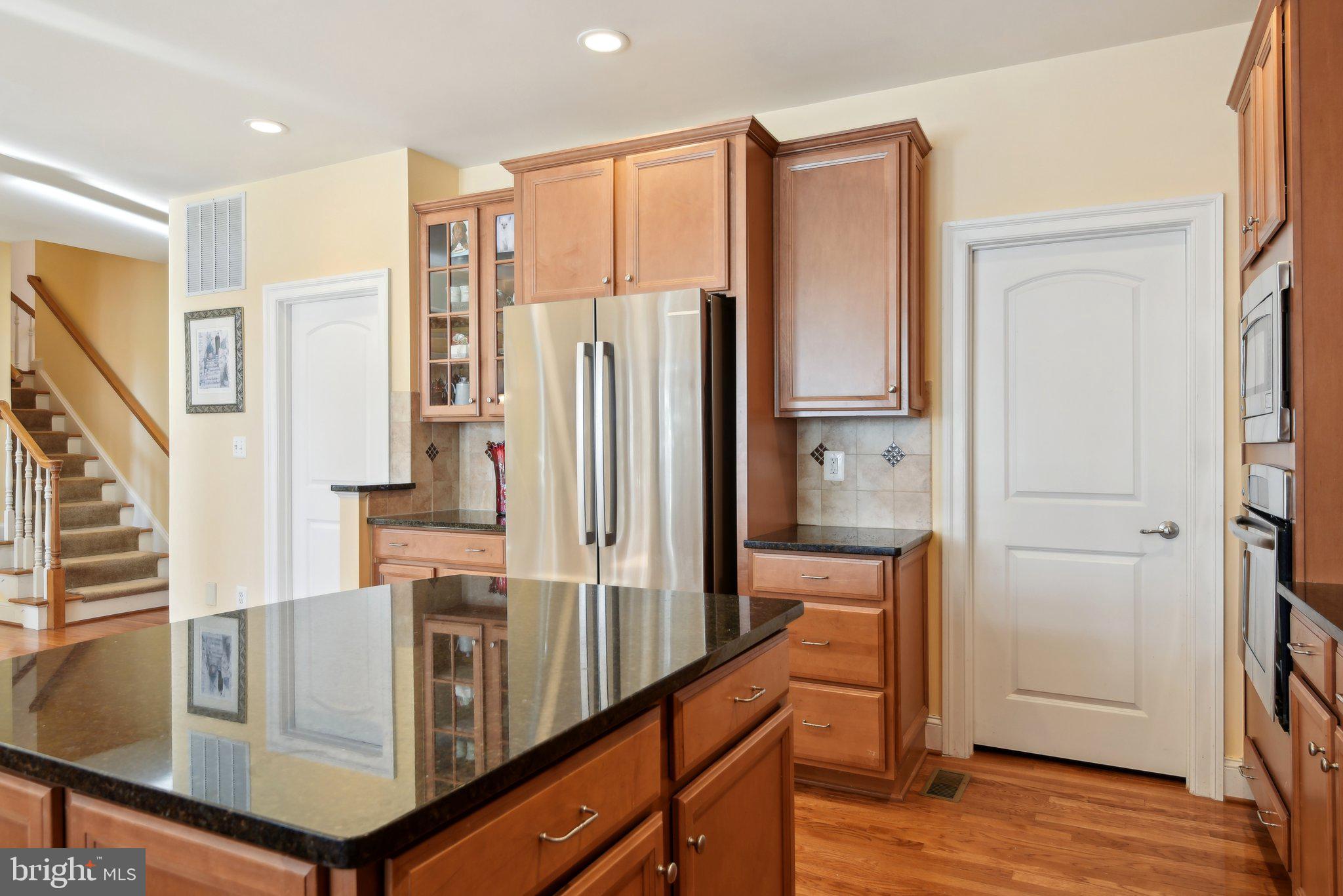 SEVEN HILLS - Residential