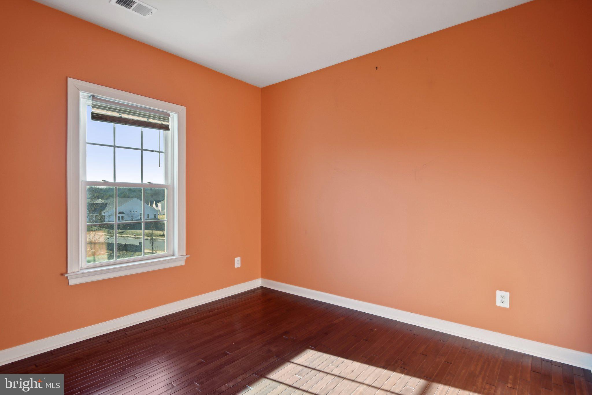 SEVEN HILLS - Residential