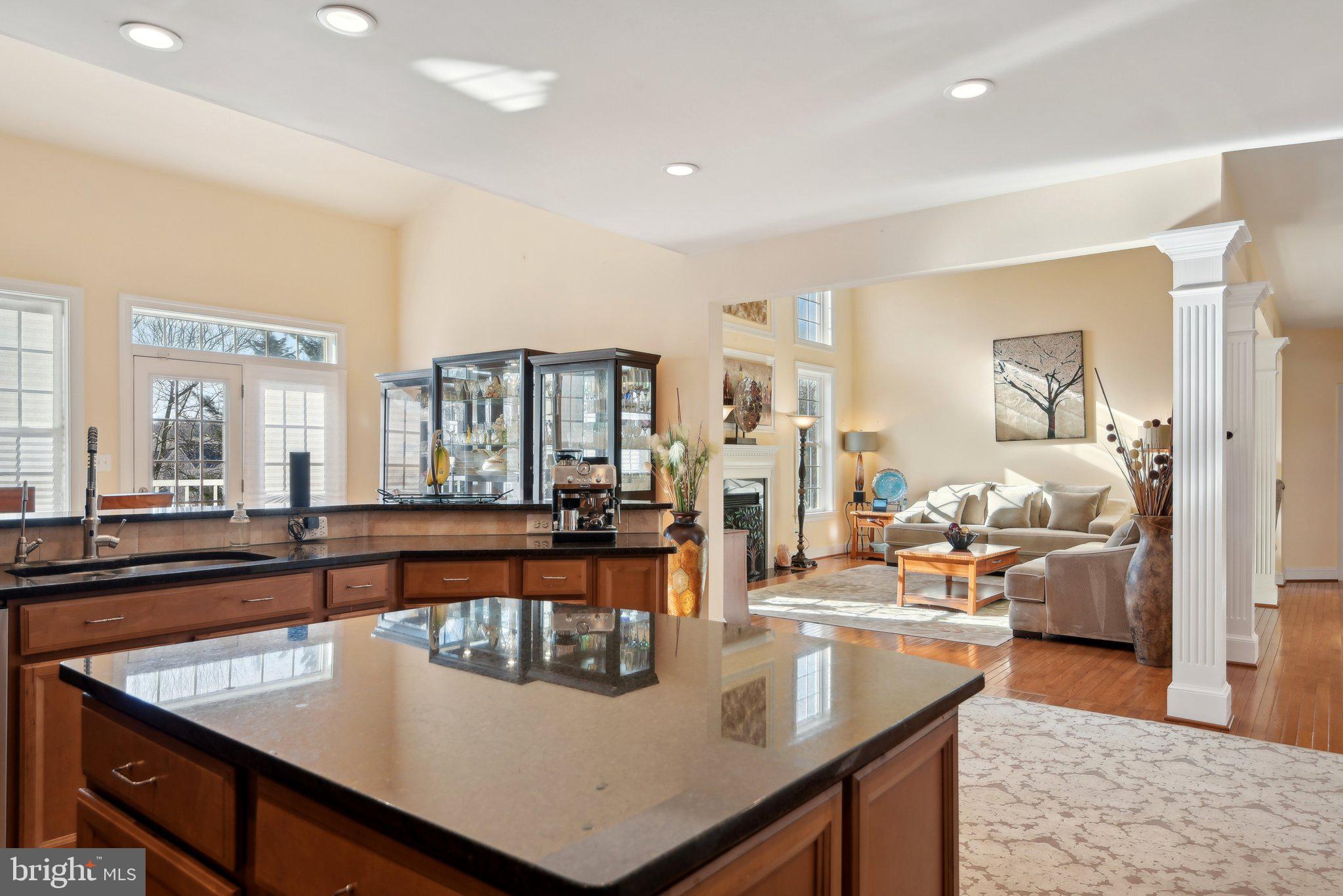 SEVEN HILLS - Residential