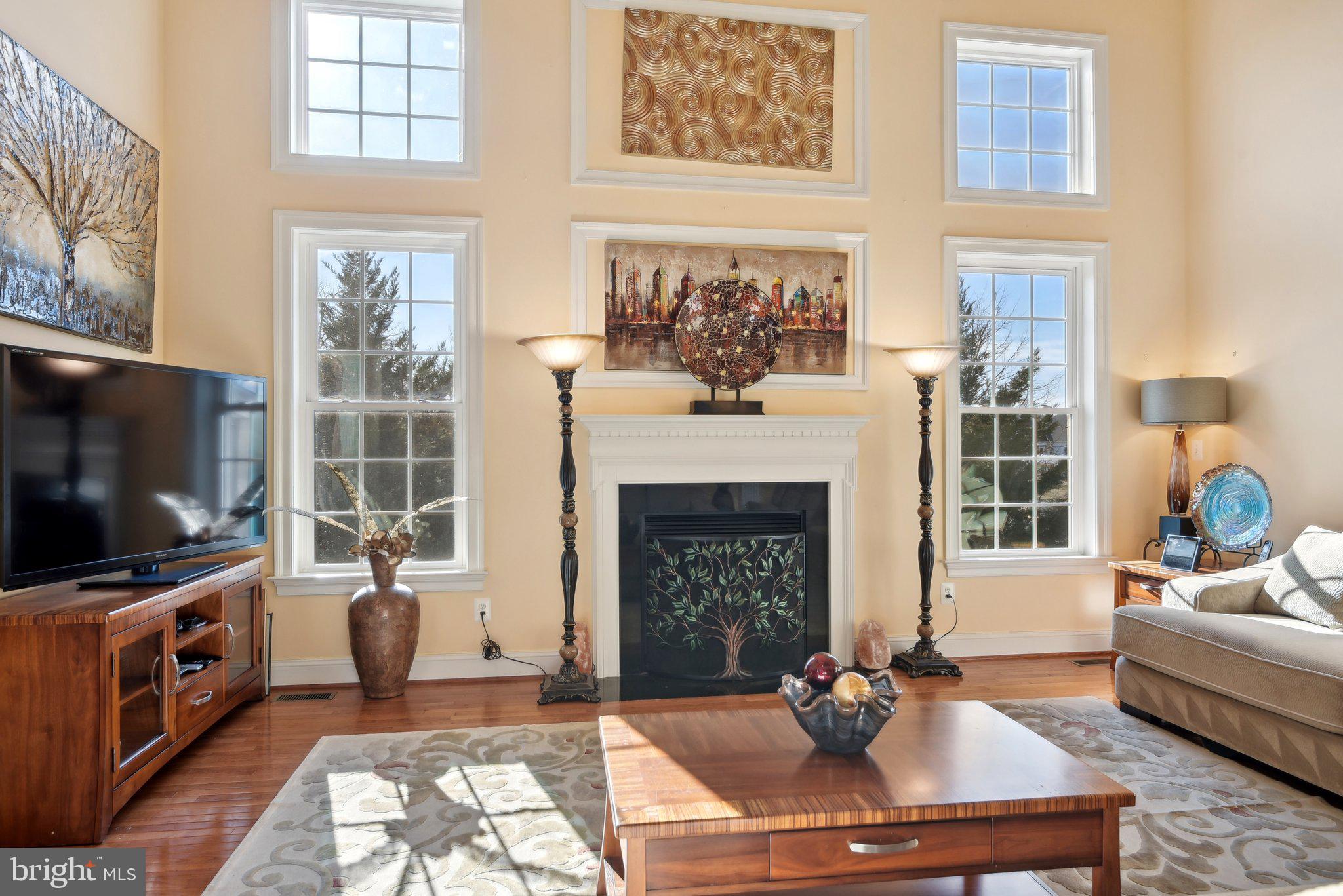 SEVEN HILLS - Residential