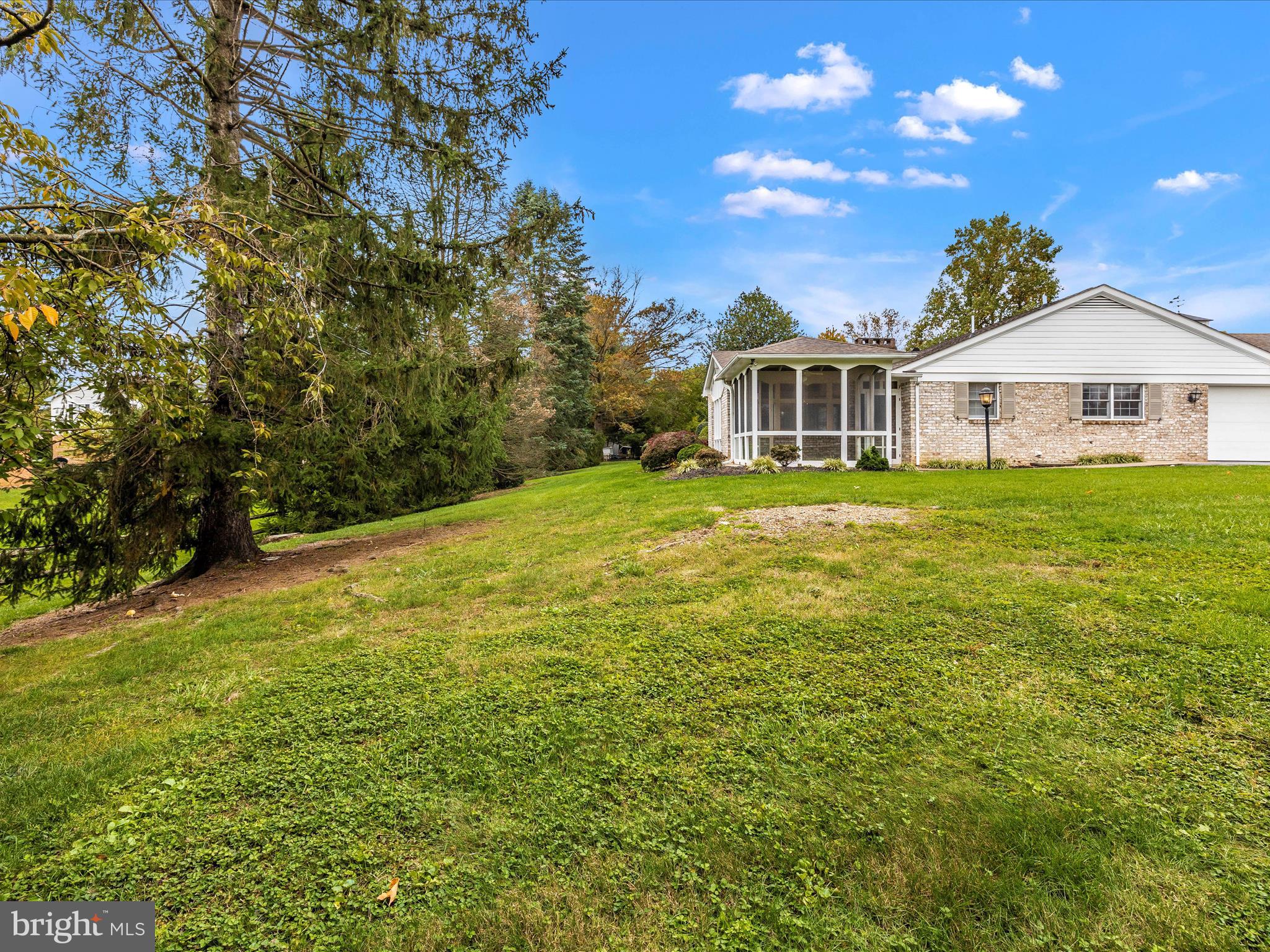 SPRING VALLEY - Residential