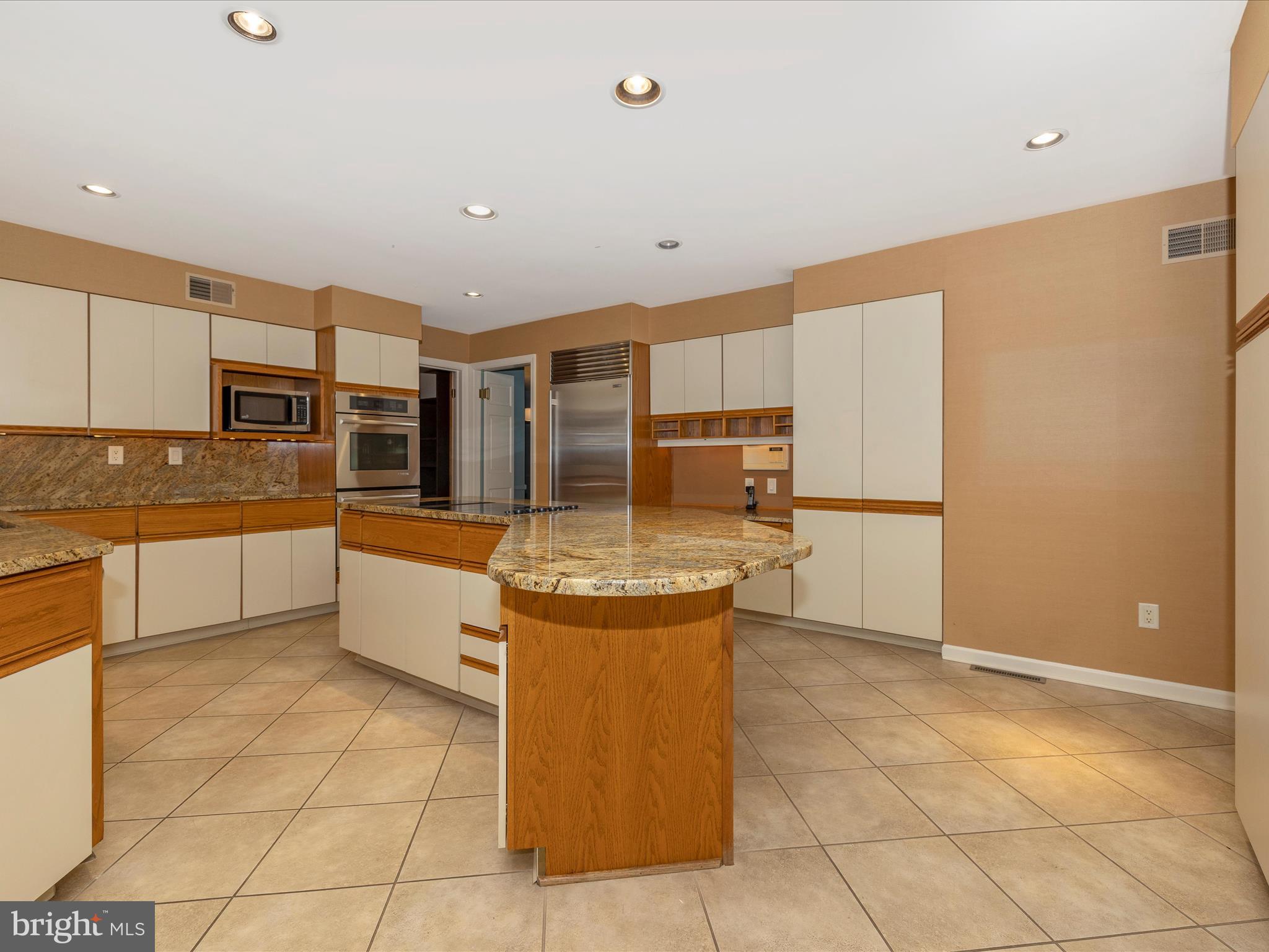 SPRING VALLEY - Residential