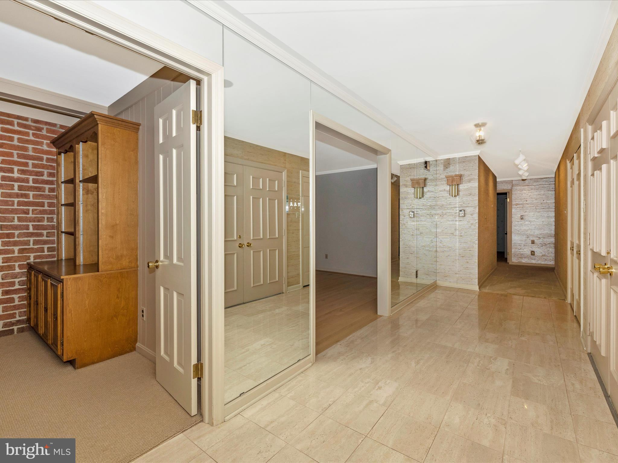 SPRING VALLEY - Residential