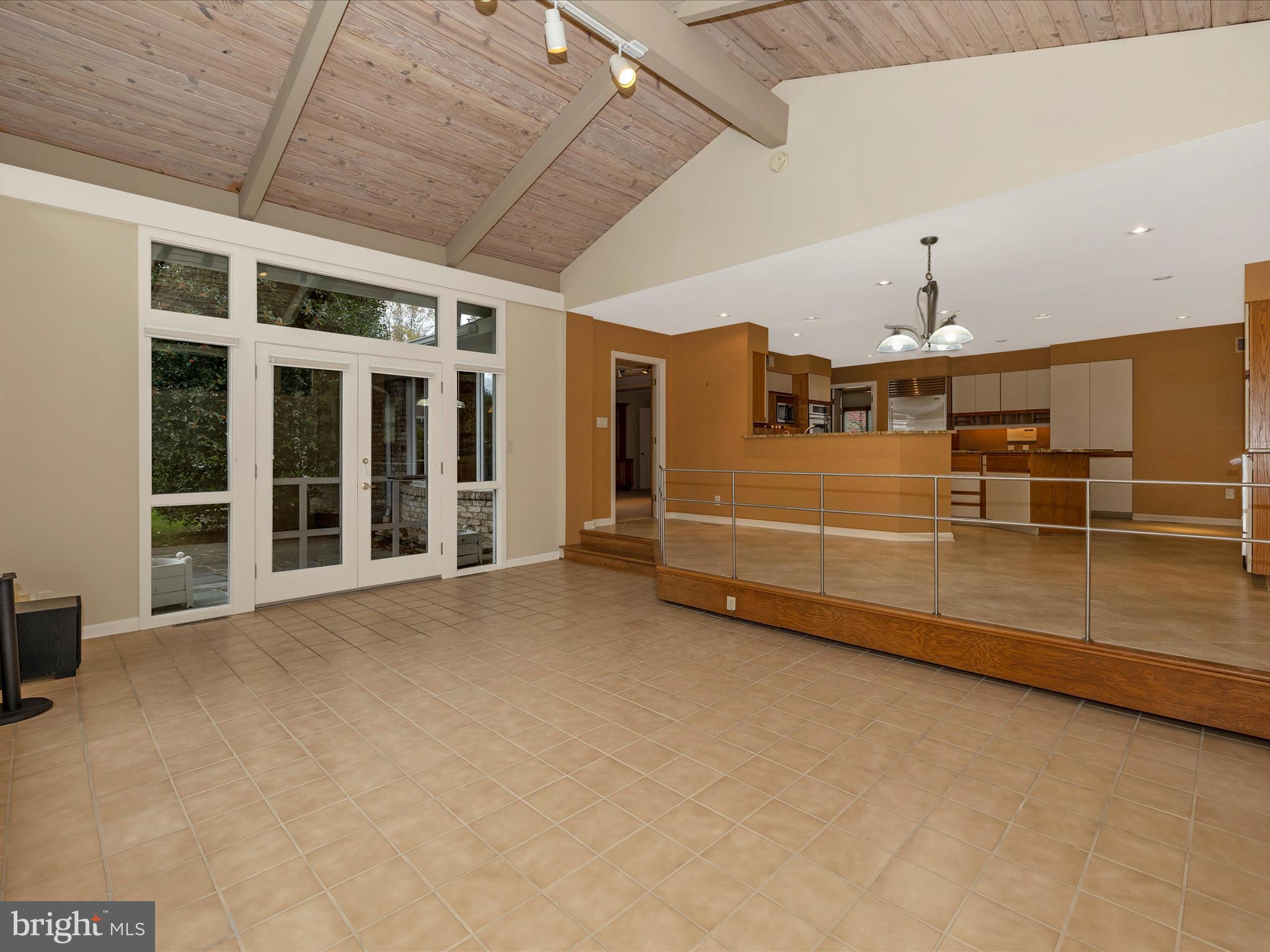 SPRING VALLEY - Residential