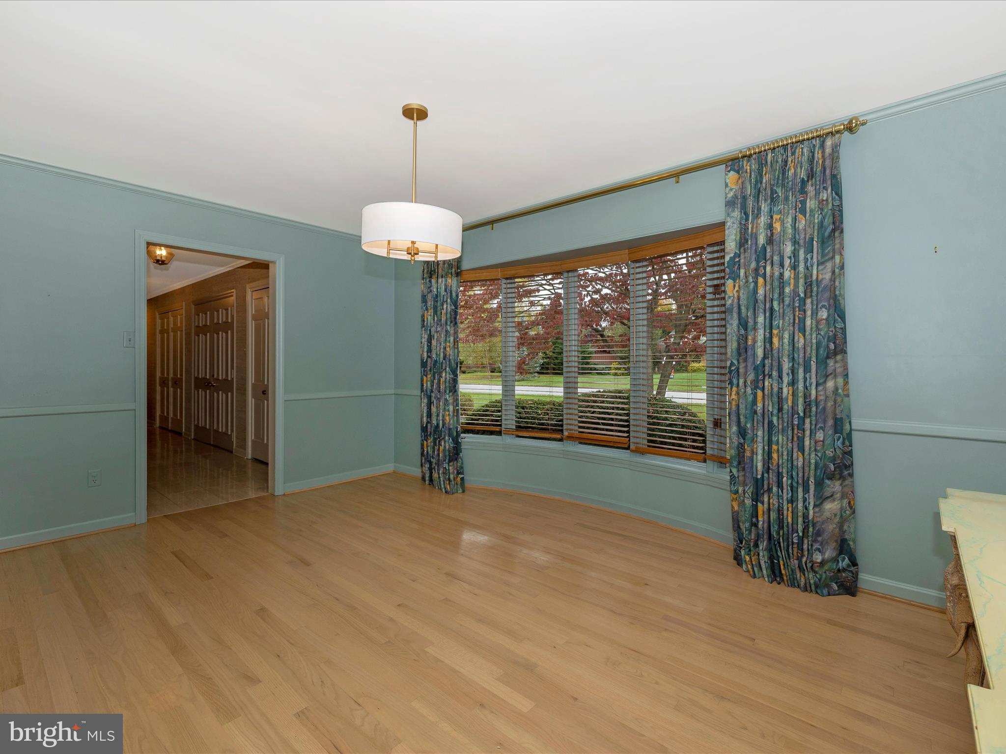 SPRING VALLEY - Residential