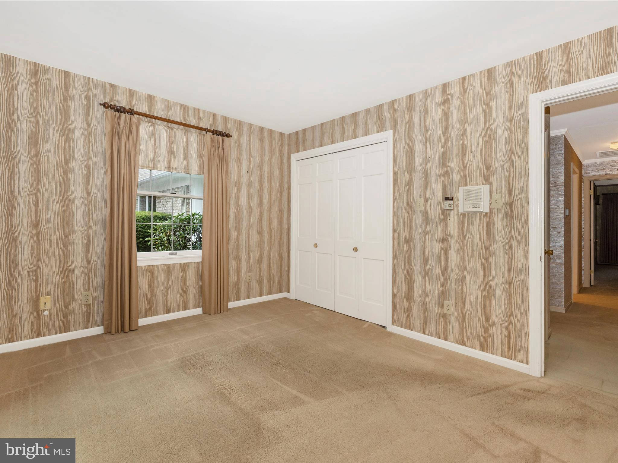 SPRING VALLEY - Residential