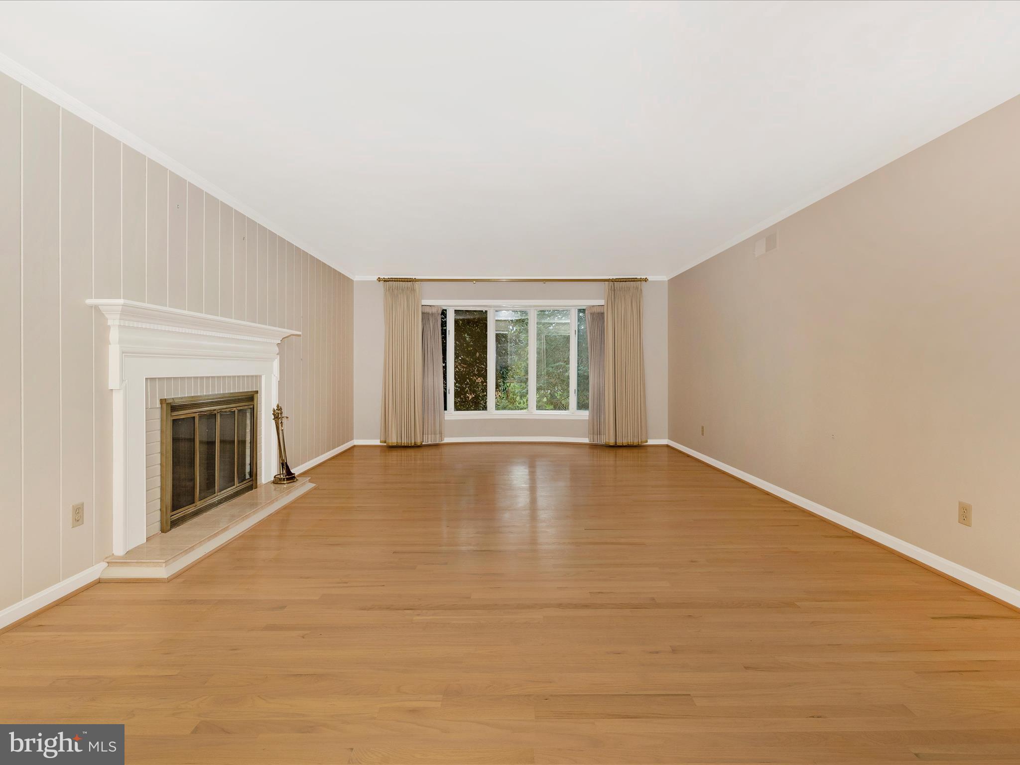 SPRING VALLEY - Residential