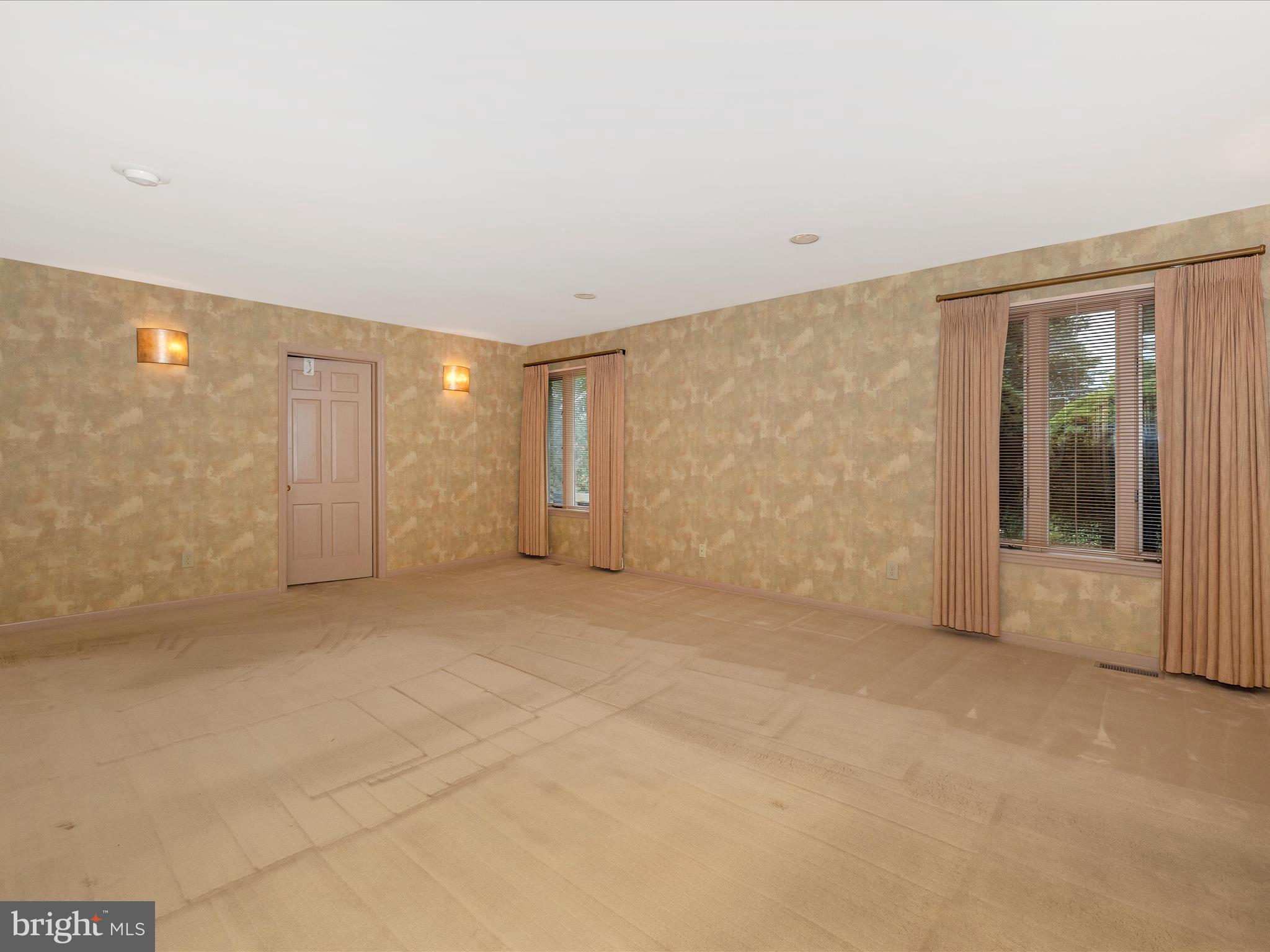 SPRING VALLEY - Residential