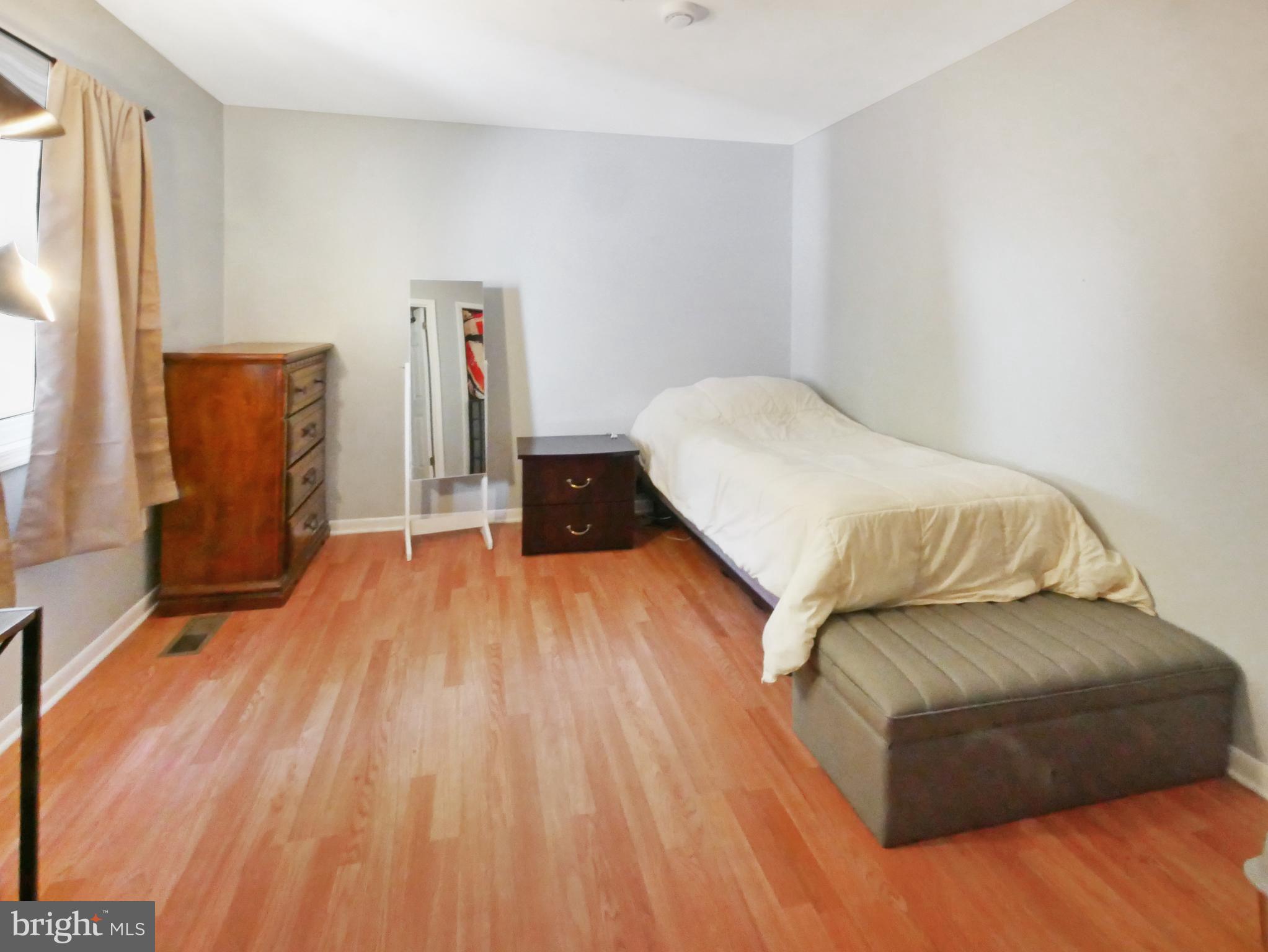 NEWPORT ESTATES - Residential
