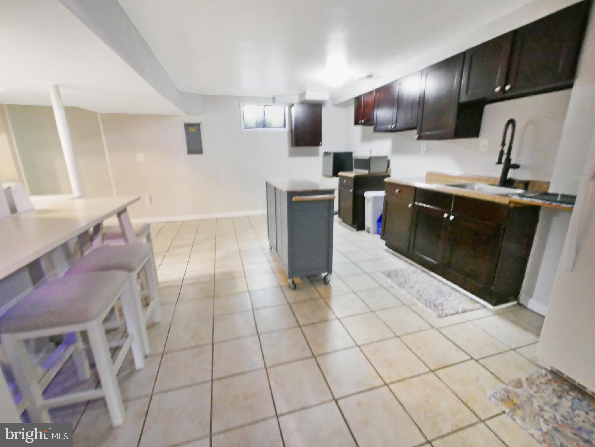 NEWPORT ESTATES - Residential