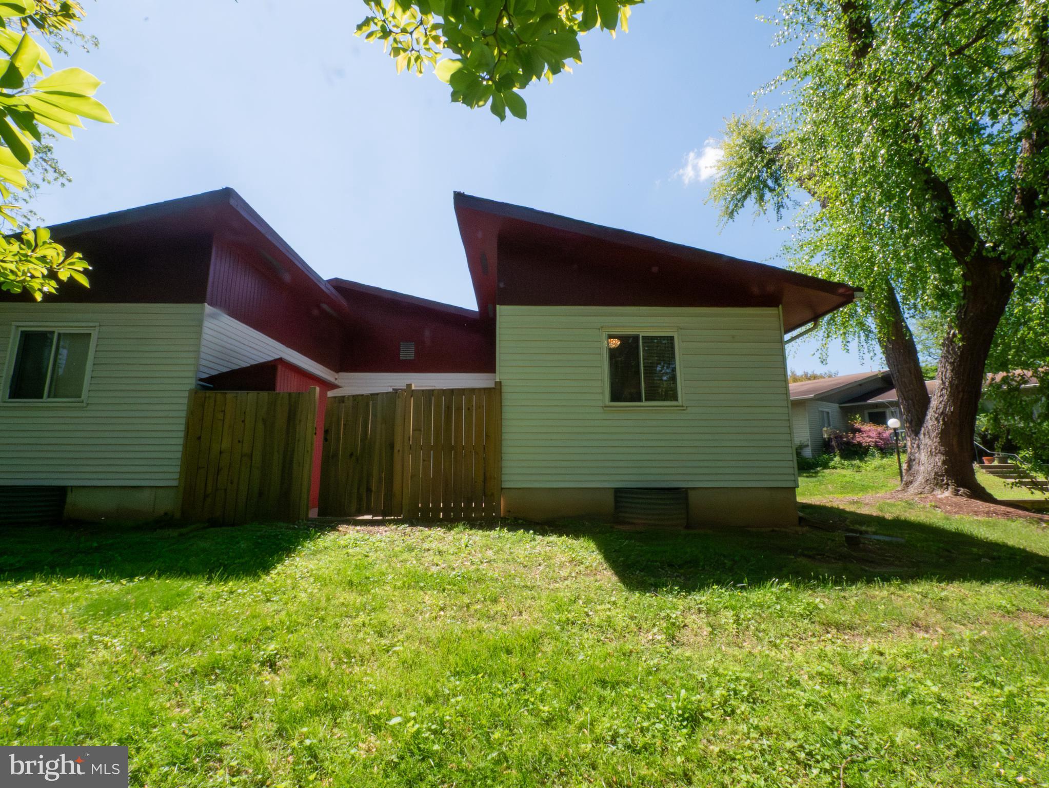 NEWPORT ESTATES - Residential