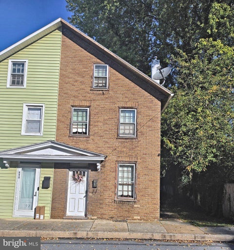 Photo of 290 W 2nd Street, HUMMELSTOWN, PA 17036 (MLS # PADA2065246)