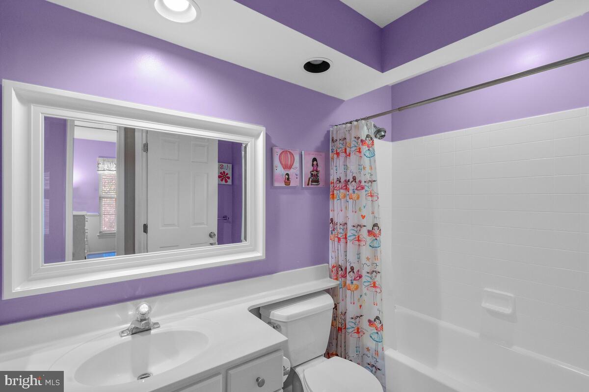 BROOKE MANOR FARMS - Residential