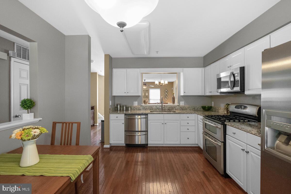 BROOKE MANOR FARMS - Residential