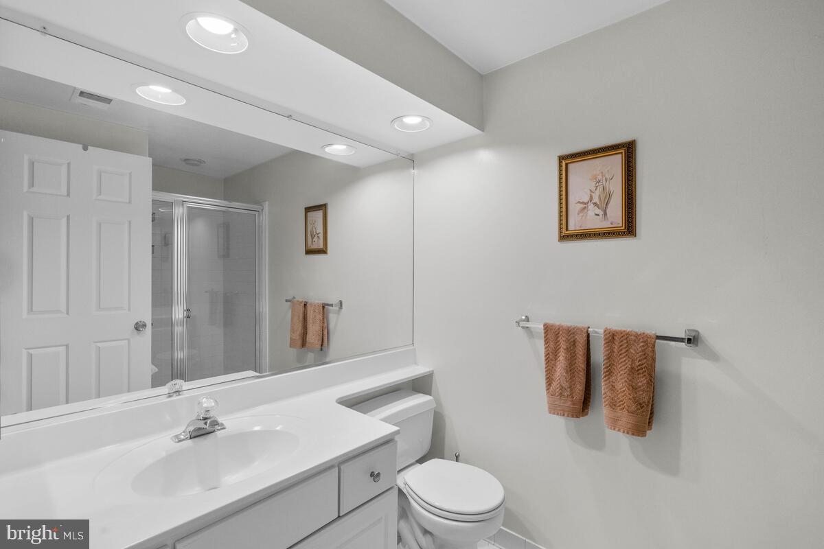 BROOKE MANOR FARMS - Residential