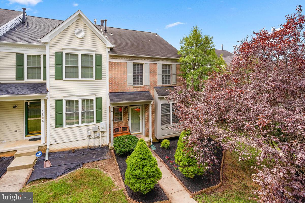 BROOKE MANOR FARMS - Residential