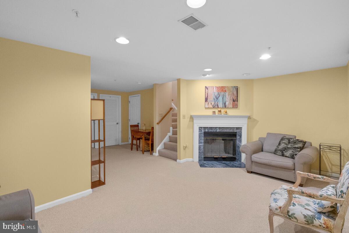 BROOKE MANOR FARMS - Residential