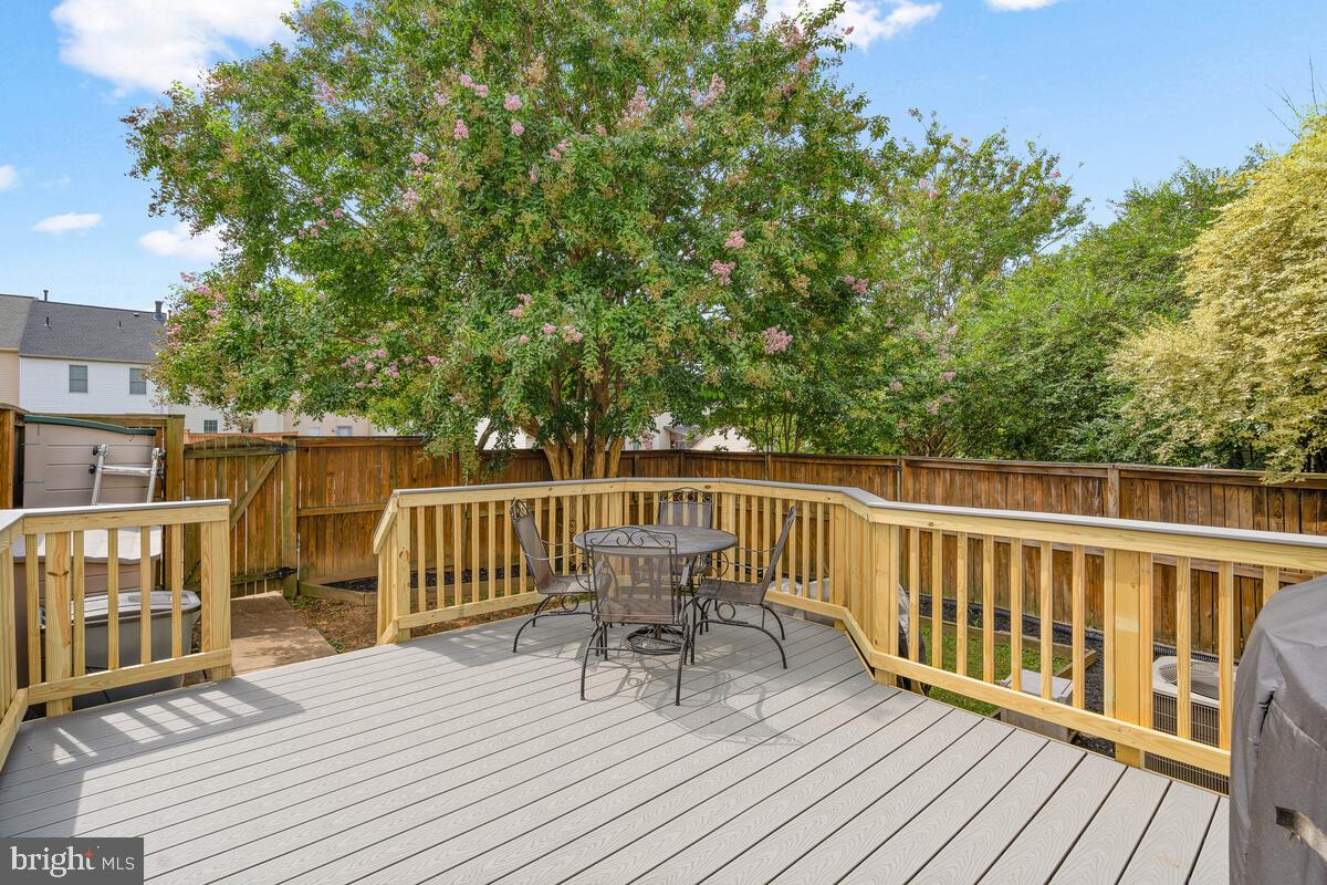 BROOKE MANOR FARMS - Residential