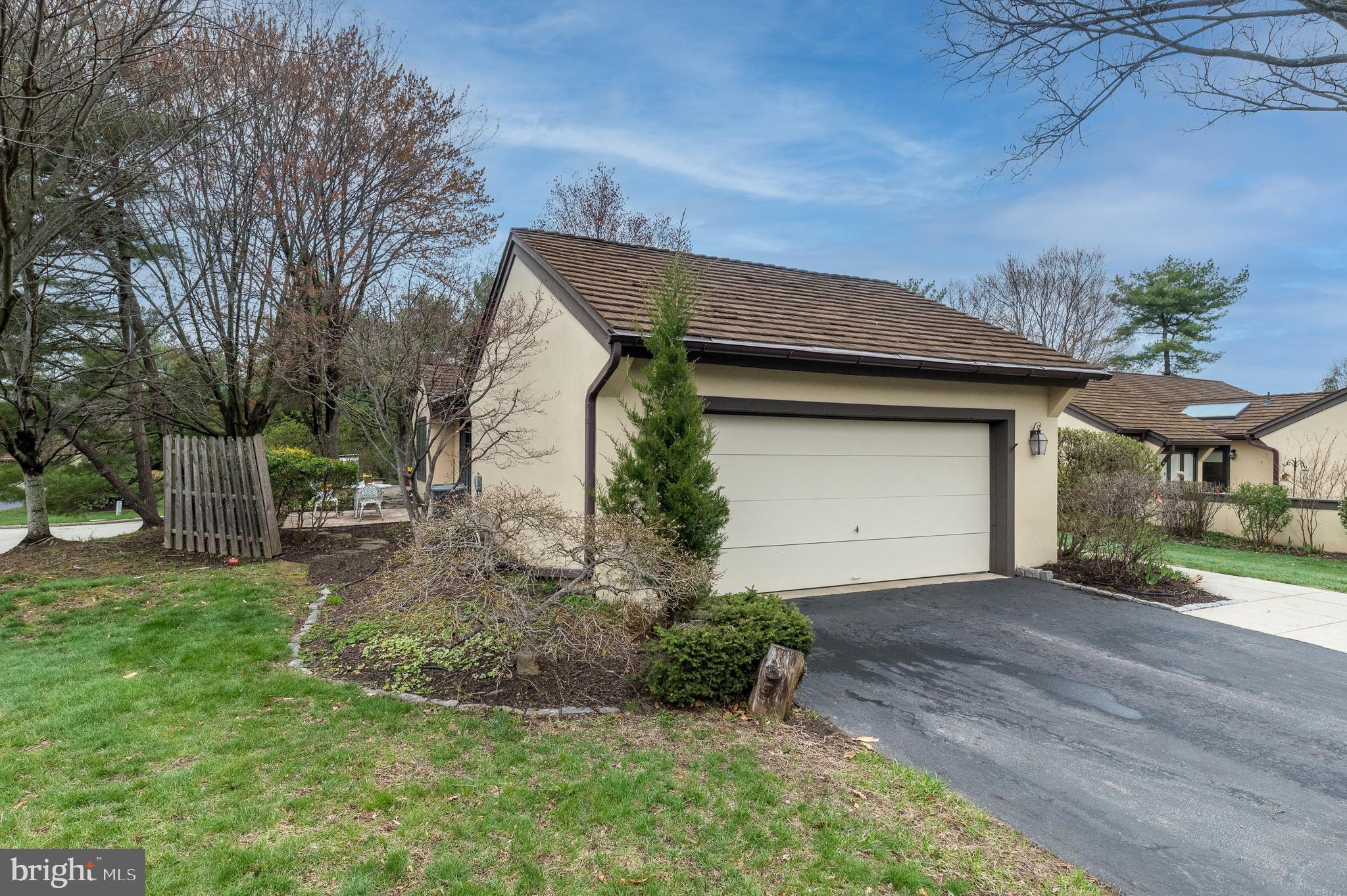 WHITPAIN FARM - Residential