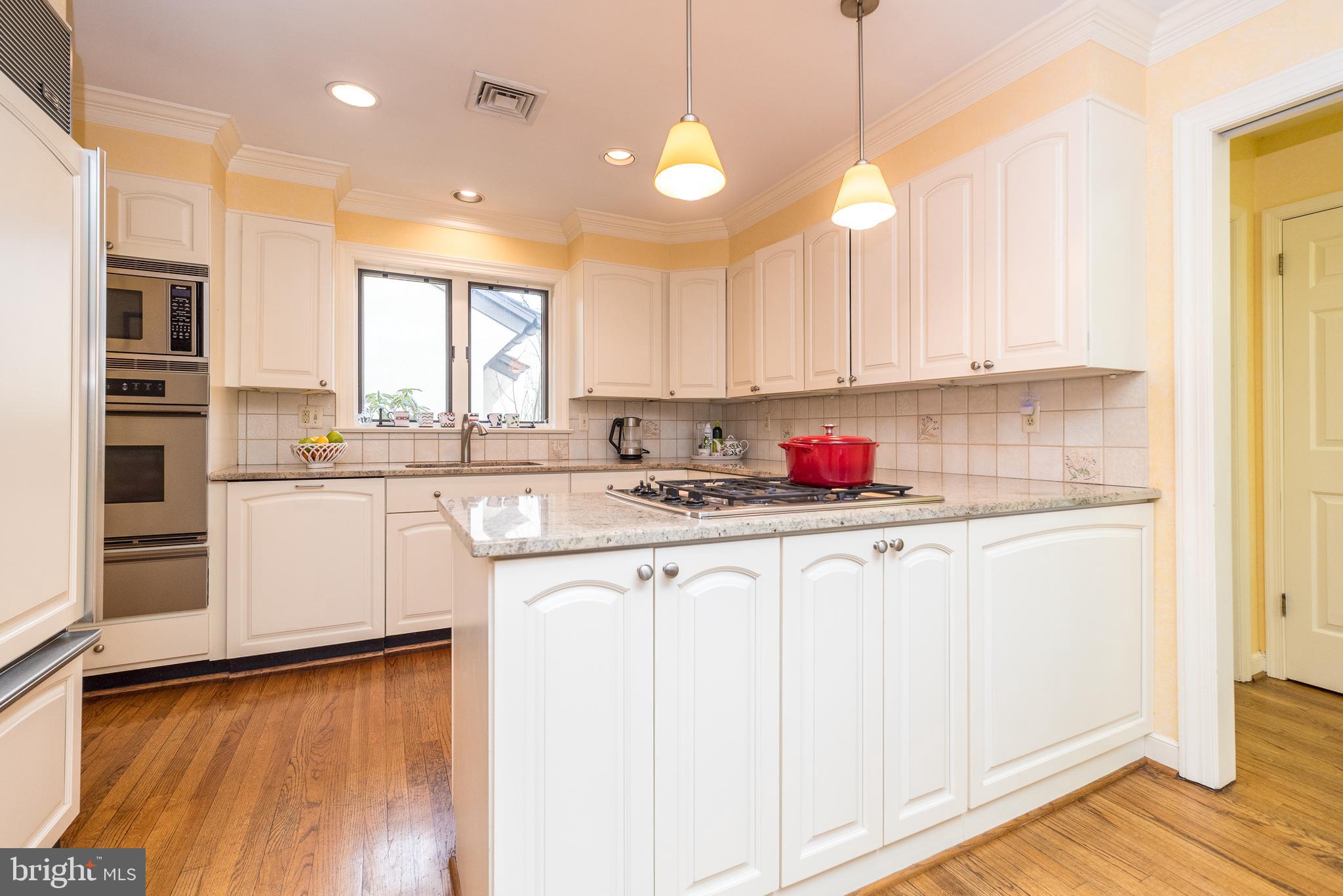 WHITPAIN FARM - Residential