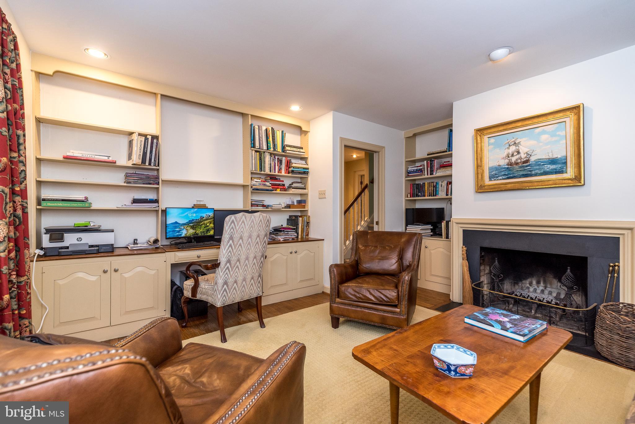 WHITPAIN FARM - Residential