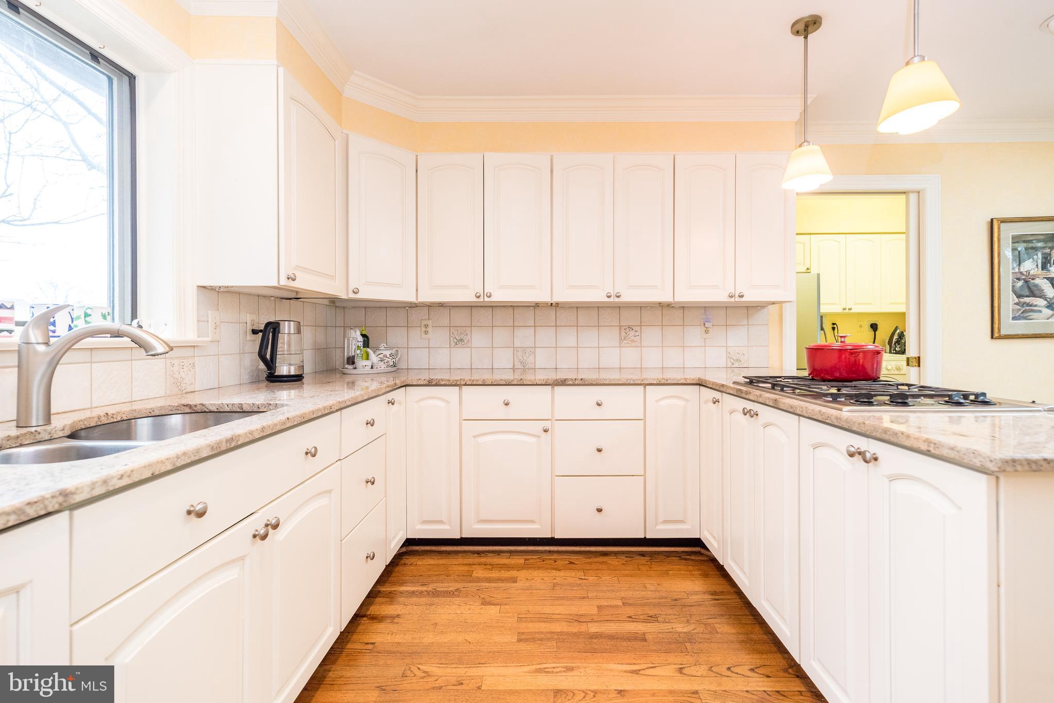 WHITPAIN FARM - Residential