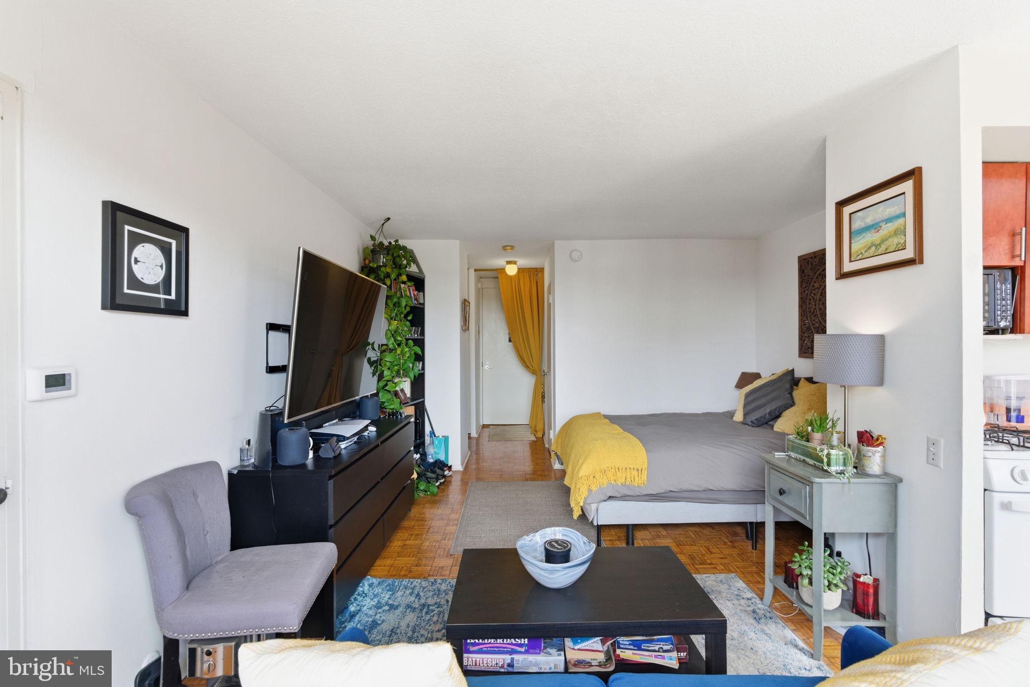 1326 SPRUCE STREET 42 1202