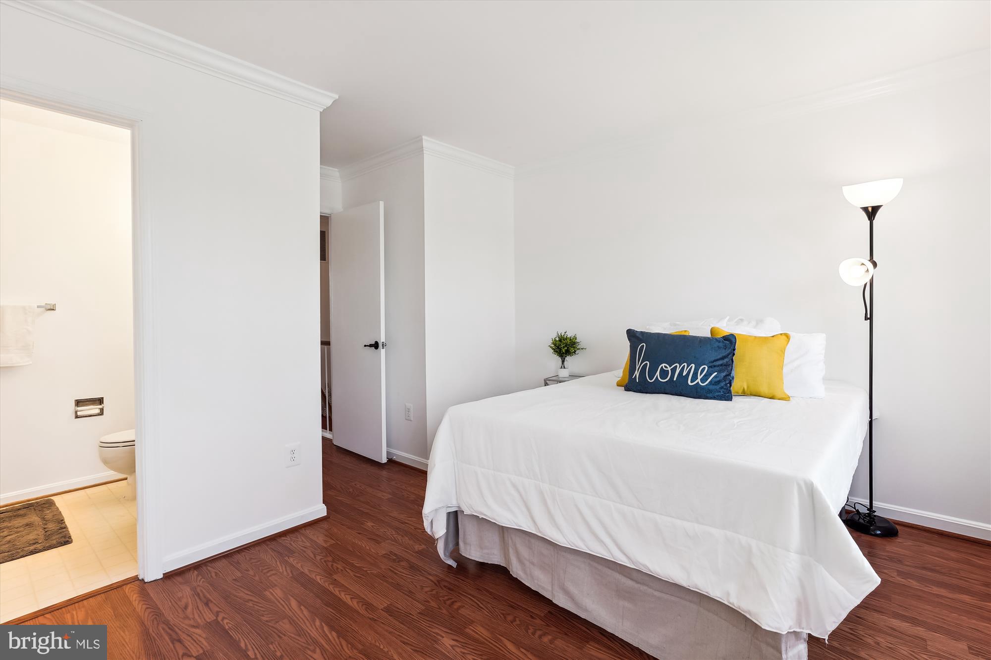 CENTREVILLE GREEN - Residential