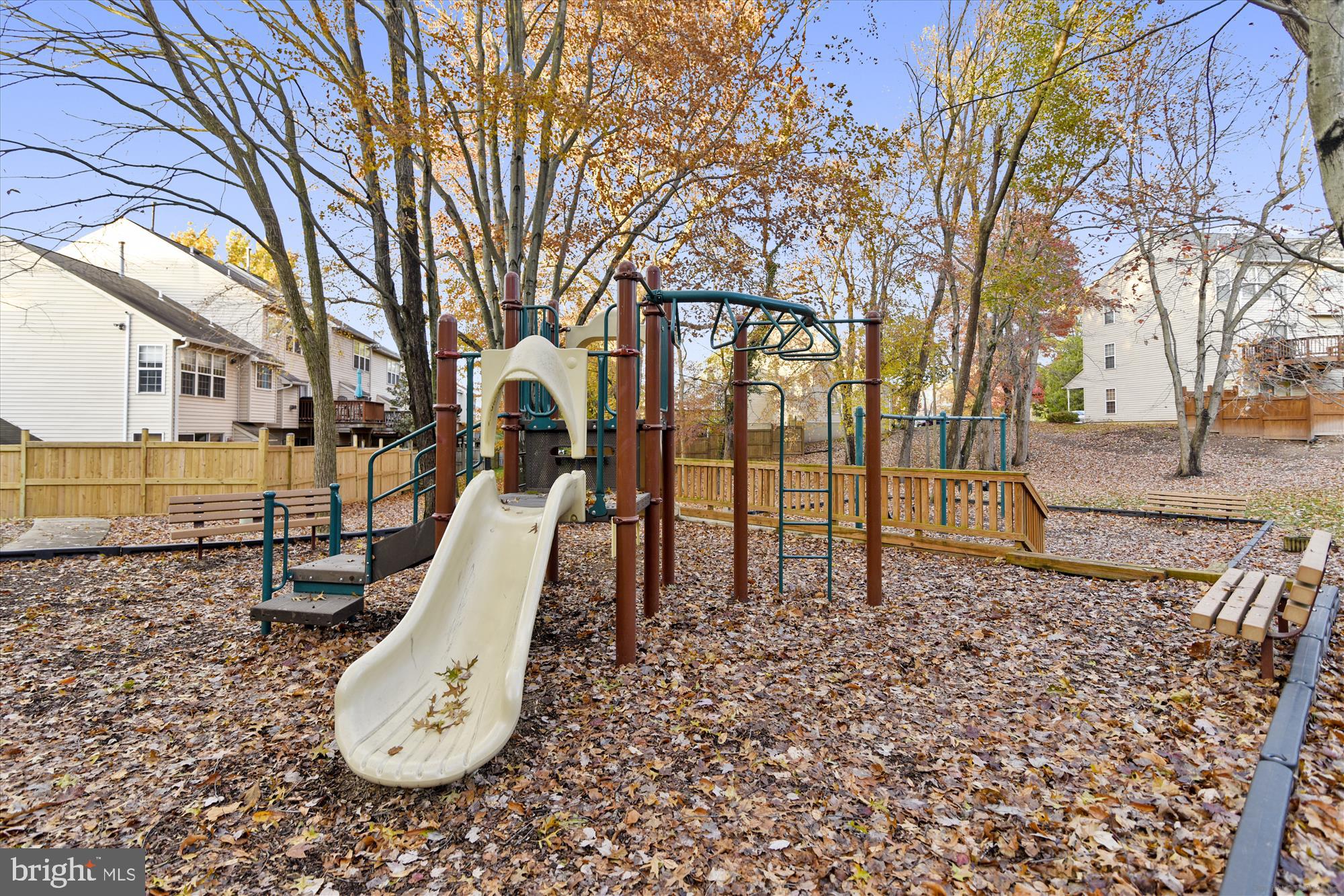 CENTREVILLE GREEN - Residential