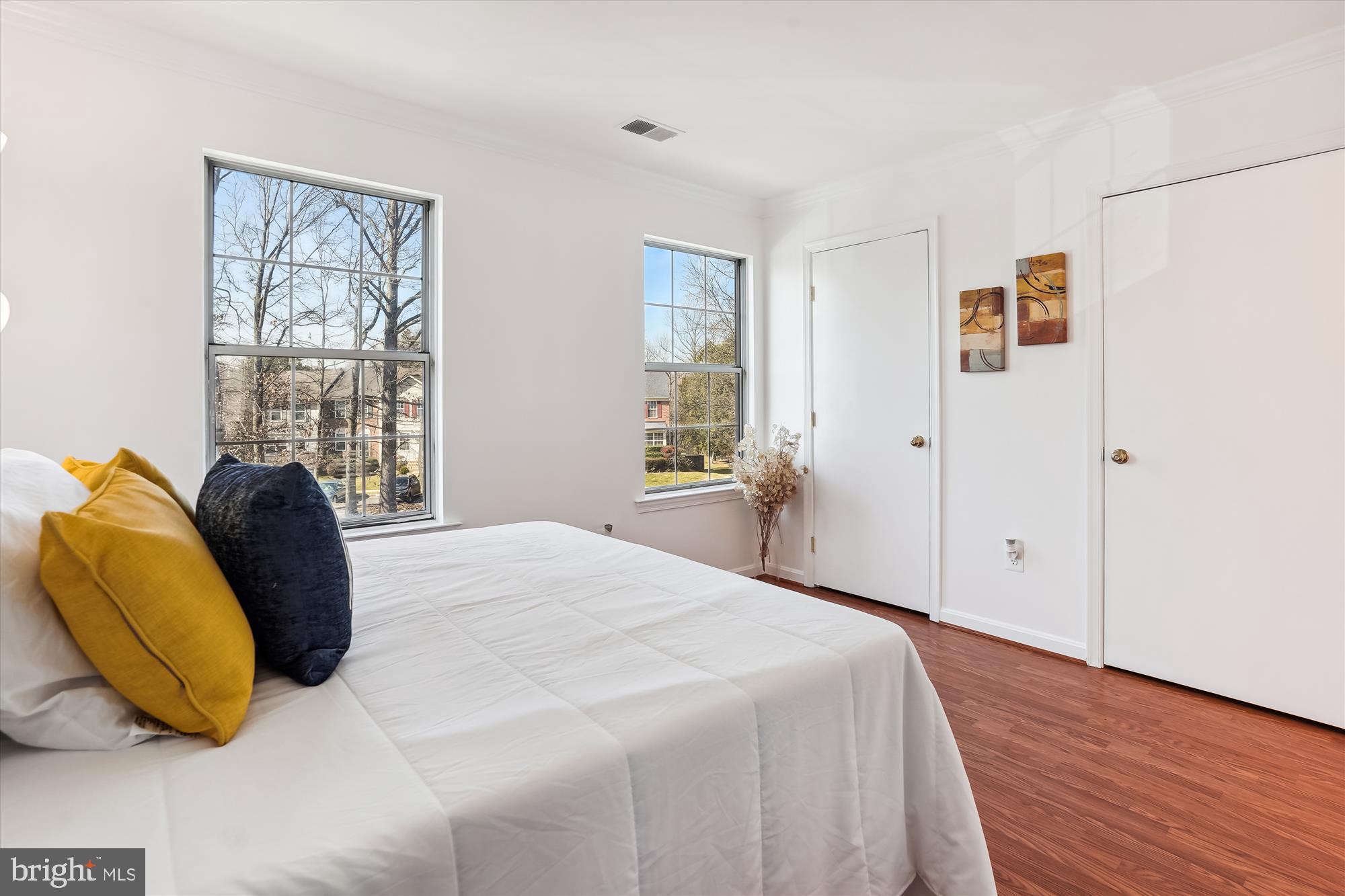 CENTREVILLE GREEN - Residential