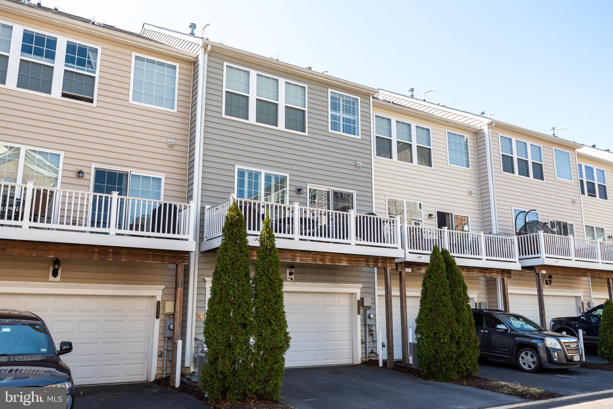 POTOMAC CLUB - Residential Lease