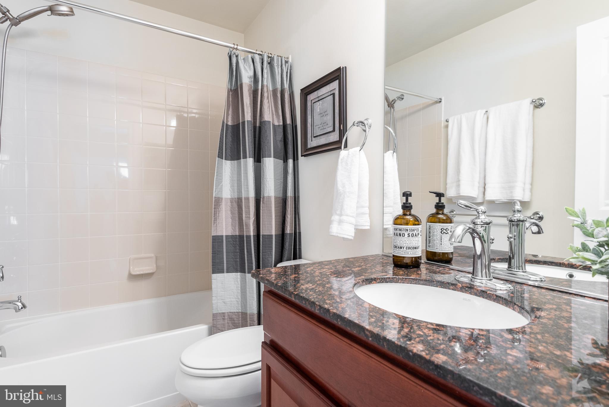 POTOMAC CLUB - Residential Lease