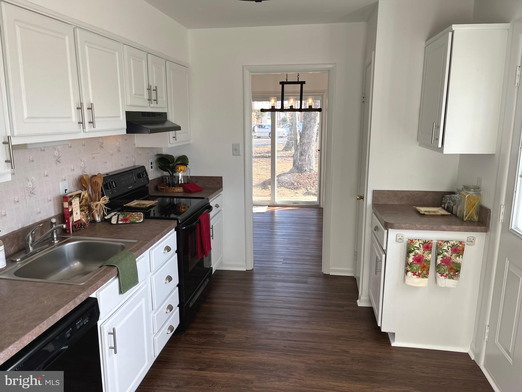 DALE CITY - Residential