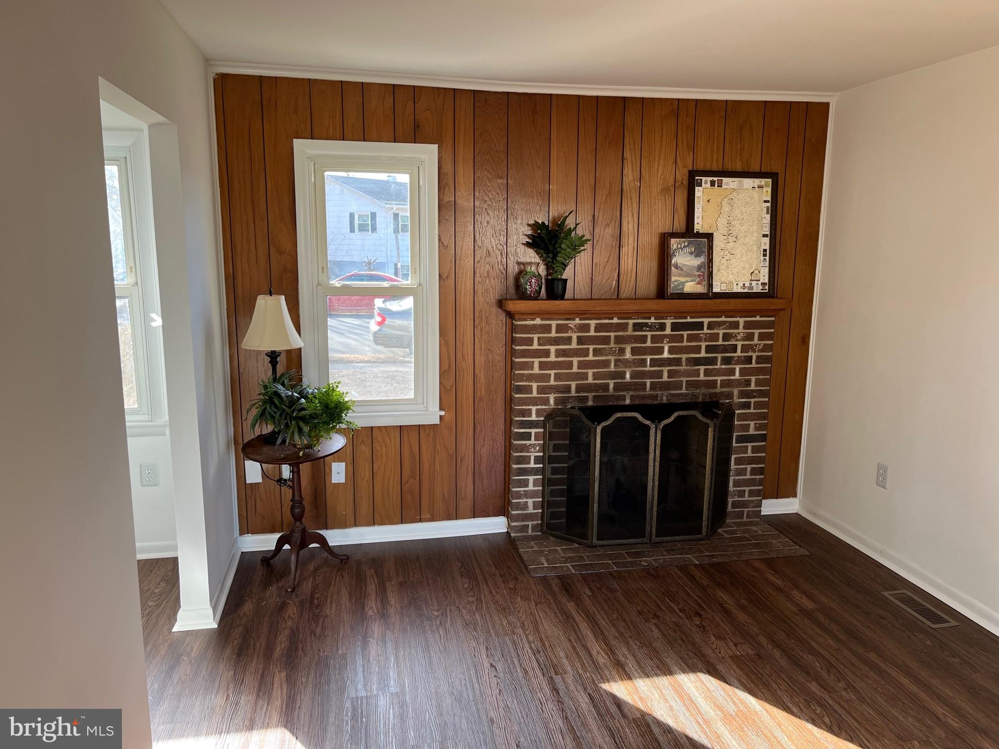 DALE CITY - Residential