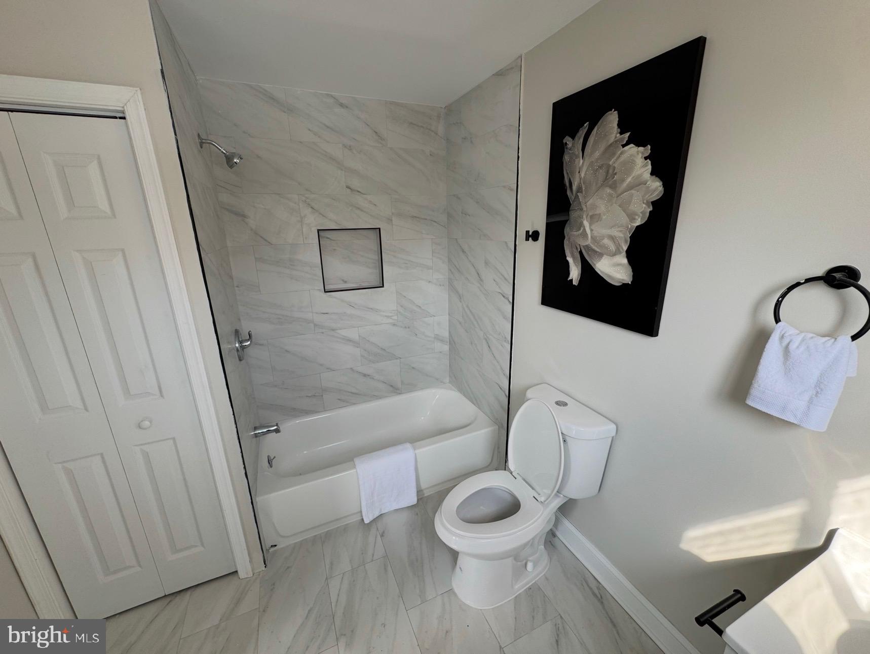 HAMILTON HEIGHTS - Residential