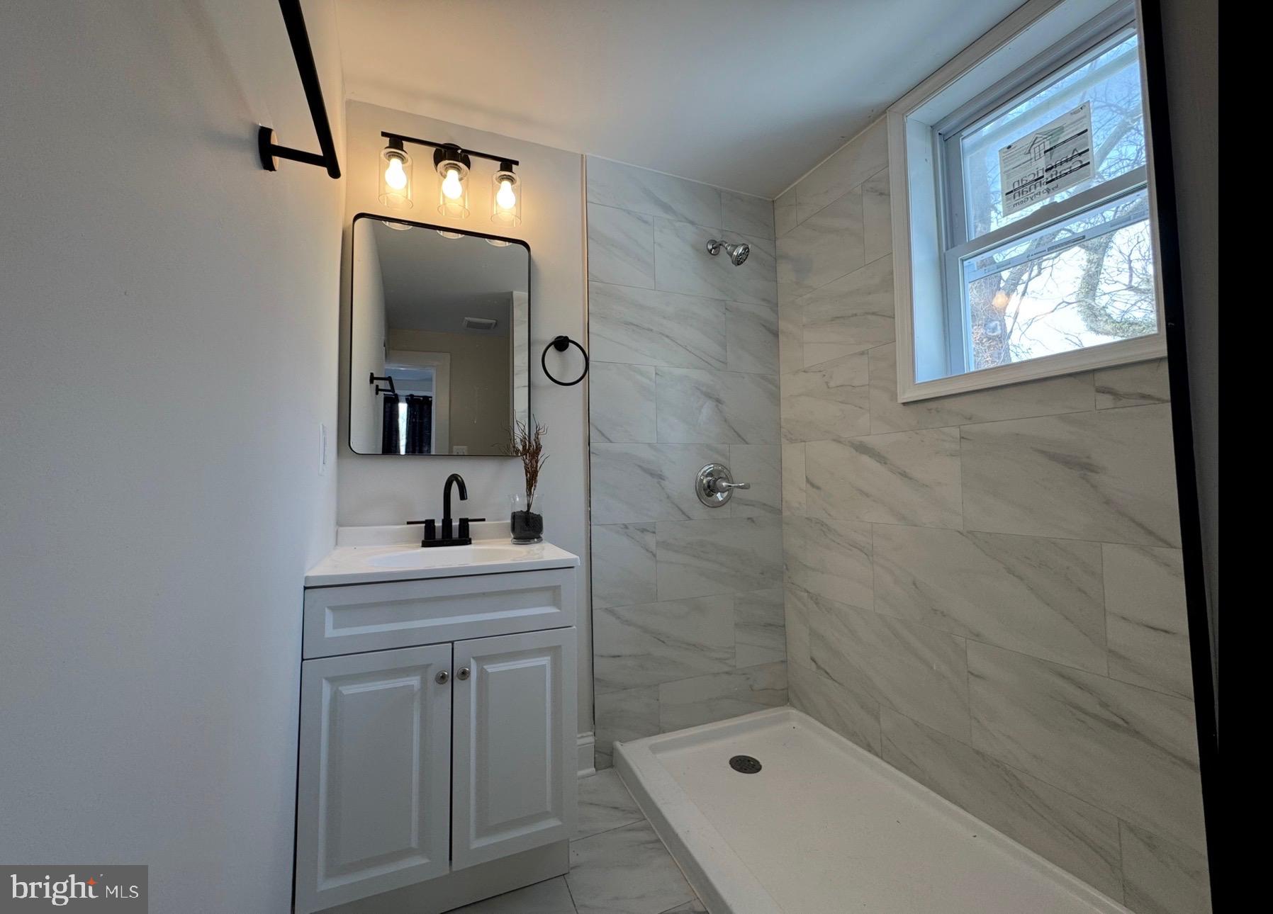 HAMILTON HEIGHTS - Residential