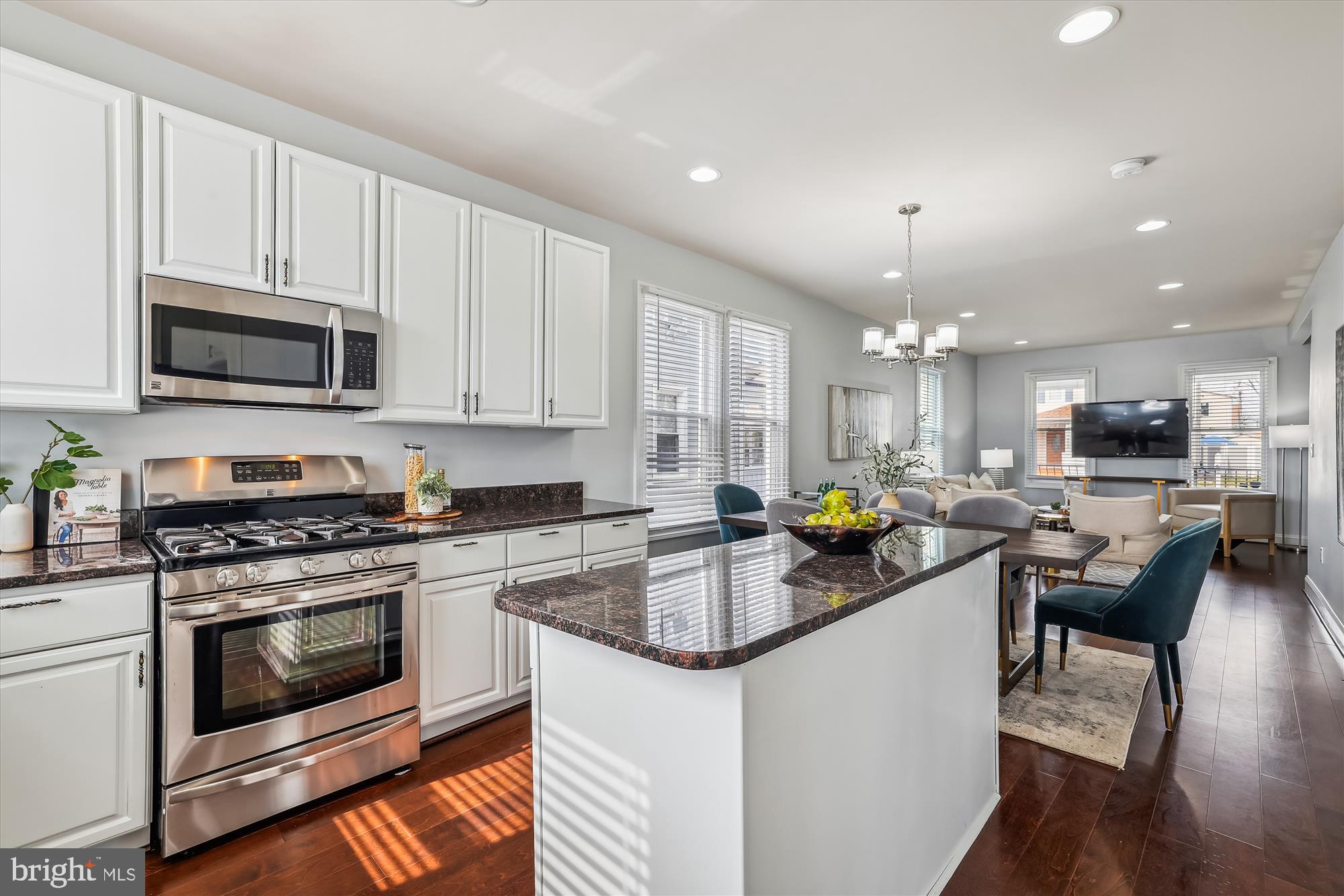 ROGERS & PHILLIPS - Residential